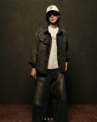 گالری اول پیراهن جین دو جیب برند AKU سرمه ای