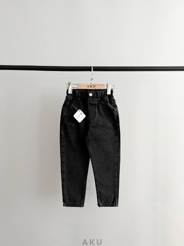 گالری اول شلوار مام فیت جین مشکی کمر کشی