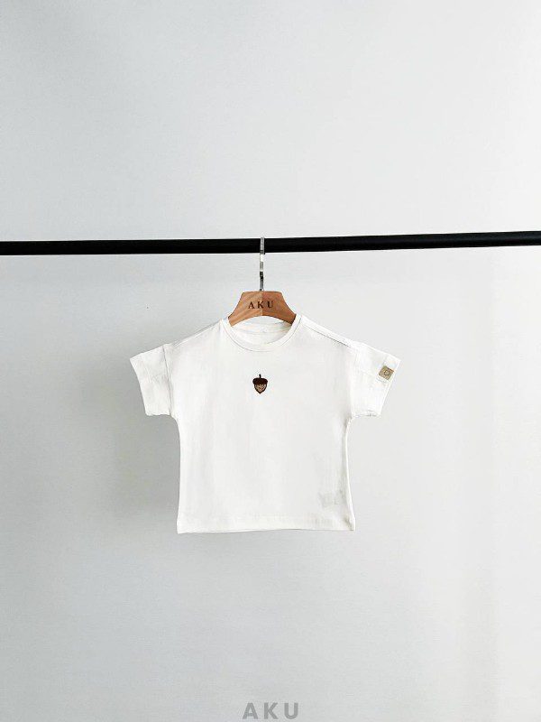 تیشرت نقلی گلدوزی