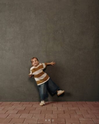 گالری سوم شلوار وایلد لگ جین سرمه ای