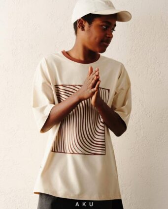 تصویر اول تیشرت طرح موج AKU
