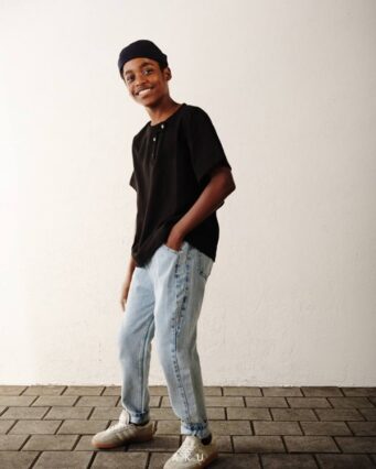 استایل پیراهن لینن کنفی مشکی AKU