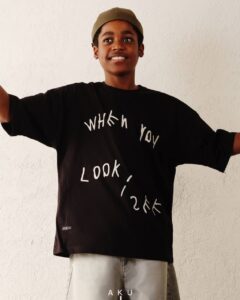 تصویر اول تیشرت echo مشکی بچه گانه