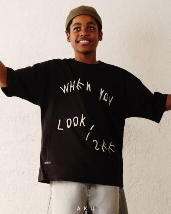 تصویر اول تیشرت echo مشکی بچه گانه