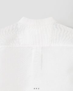 تیشرت پیراهن سفید AKU پشت محصول