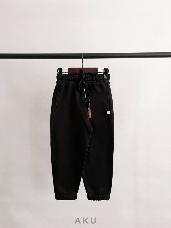 شلوار جاگر (داخل کرک/قواره دار) AKU، دخترانه پسرانه چند رنگ، مشکی